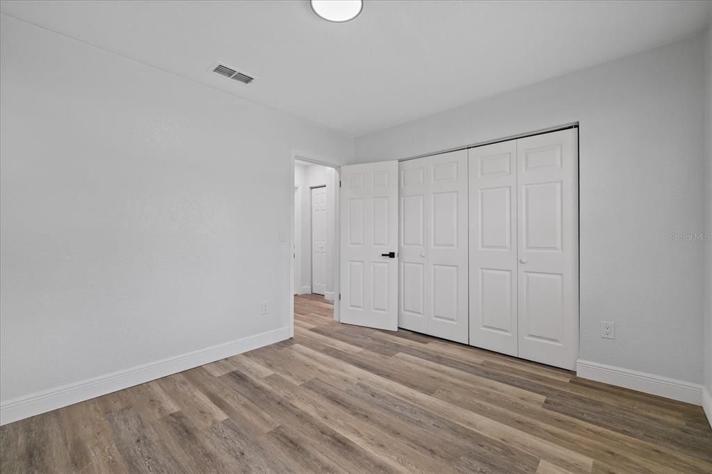 For Sale: $517,900 (5 beds, 3 baths, 2411 Square Feet)