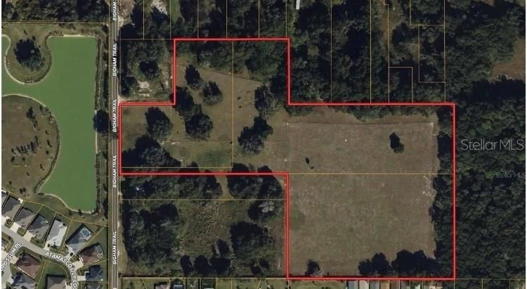 На продажу: $3,950,000 (16.94 acres)