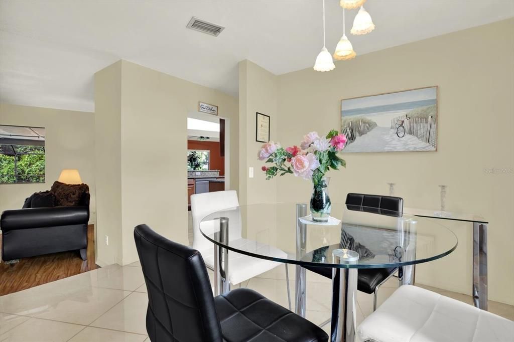 For Sale: $439,900 (3 beds, 2 baths, 1609 Square Feet)