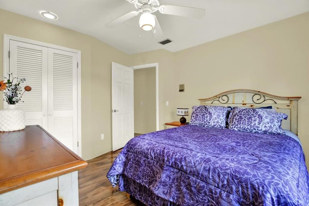 For Sale: $439,900 (3 beds, 2 baths, 1609 Square Feet)