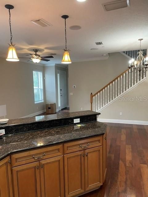 For Rent: $2,675 (3 beds, 2 baths, 1855 Square Feet)