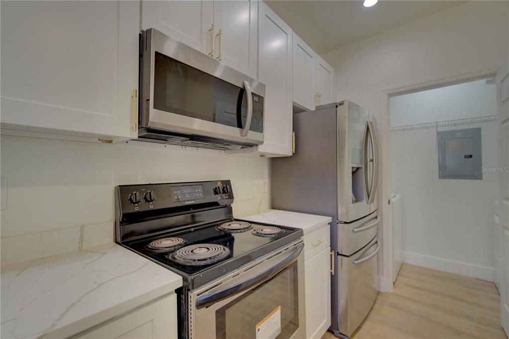 В аренду: $1,750 (1 спален, 1 ванн, 846 Квадратных фут)