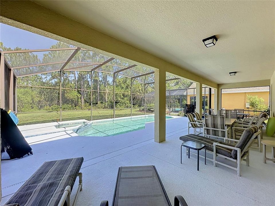 En Venta: $440,000 (5 camas, 4 baños, 2850 Pies cuadrados)