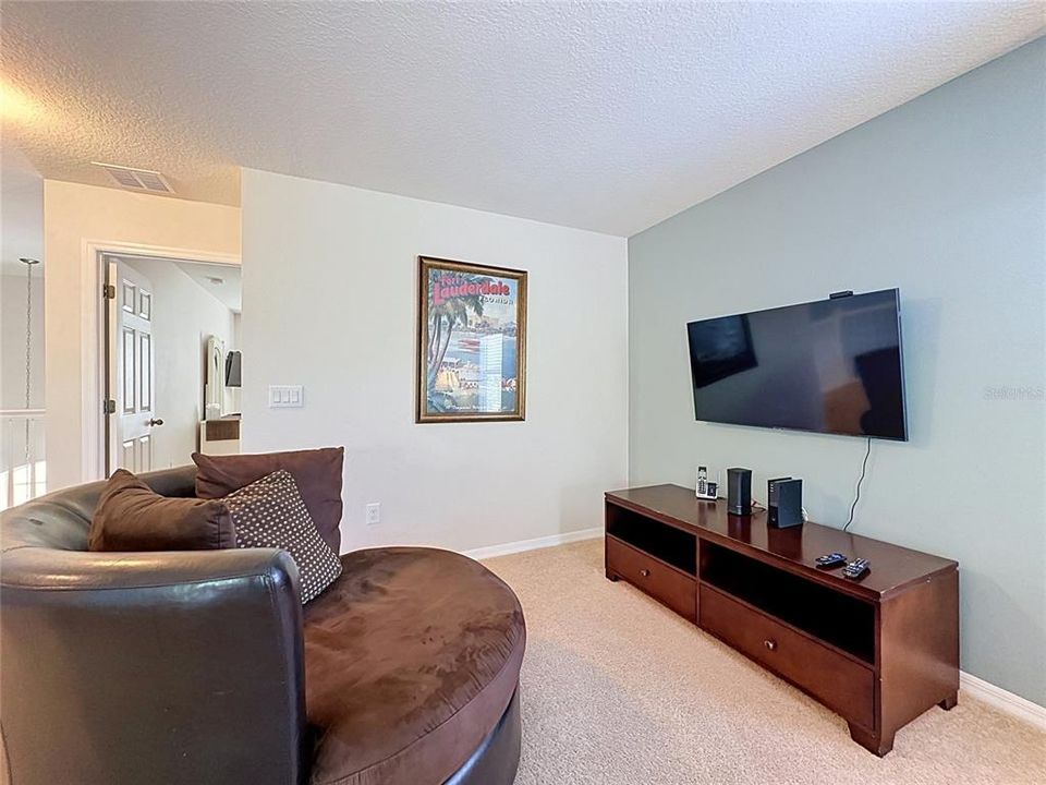 En Venta: $440,000 (5 camas, 4 baños, 2850 Pies cuadrados)