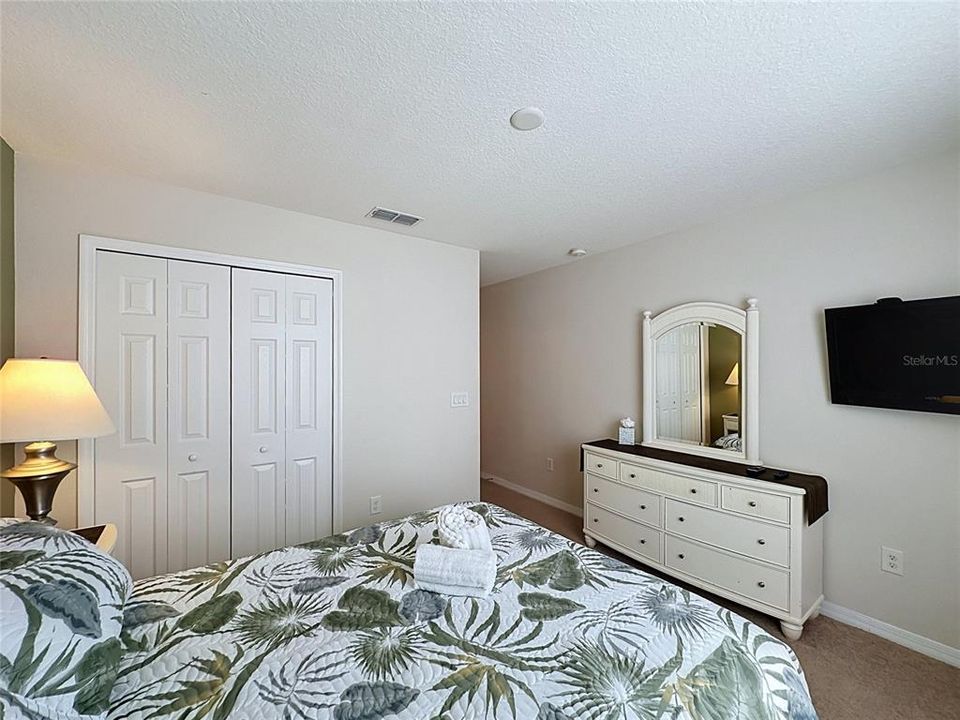 En Venta: $440,000 (5 camas, 4 baños, 2850 Pies cuadrados)