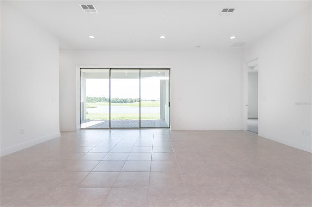 For Rent: $4,750 (5 beds, 5 baths, 3264 Square Feet)