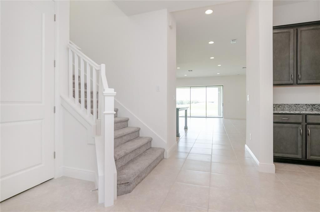For Rent: $4,750 (5 beds, 5 baths, 3264 Square Feet)