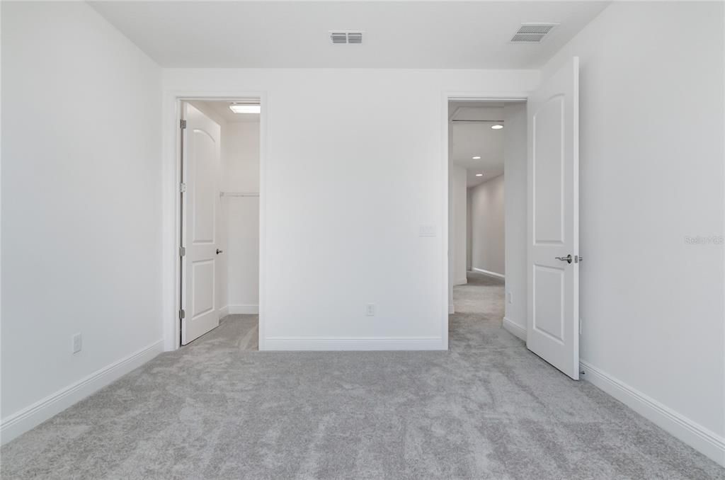 For Rent: $4,750 (5 beds, 5 baths, 3264 Square Feet)