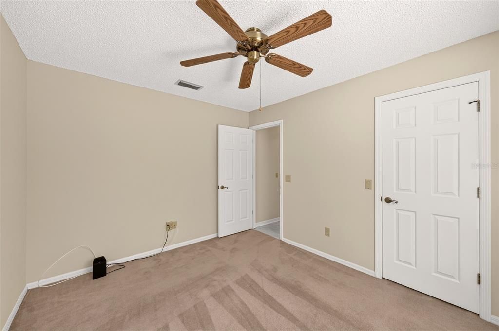 For Sale: $525,000 (3 beds, 2 baths, 1755 Square Feet)