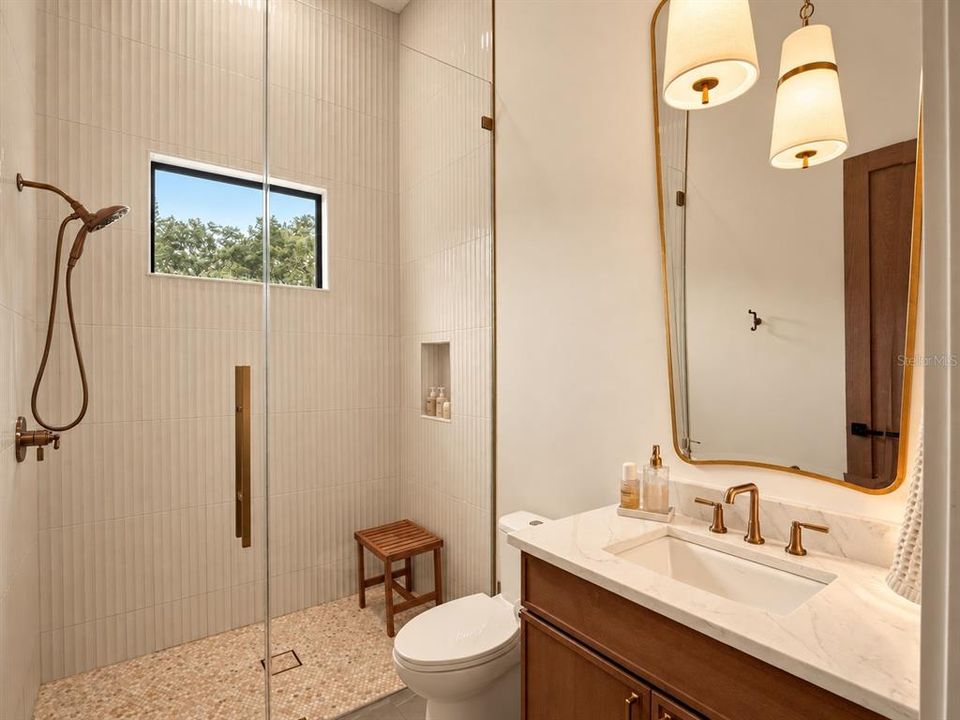 For Sale: $4,200,000 (5 beds, 6 baths, 6139 Square Feet)