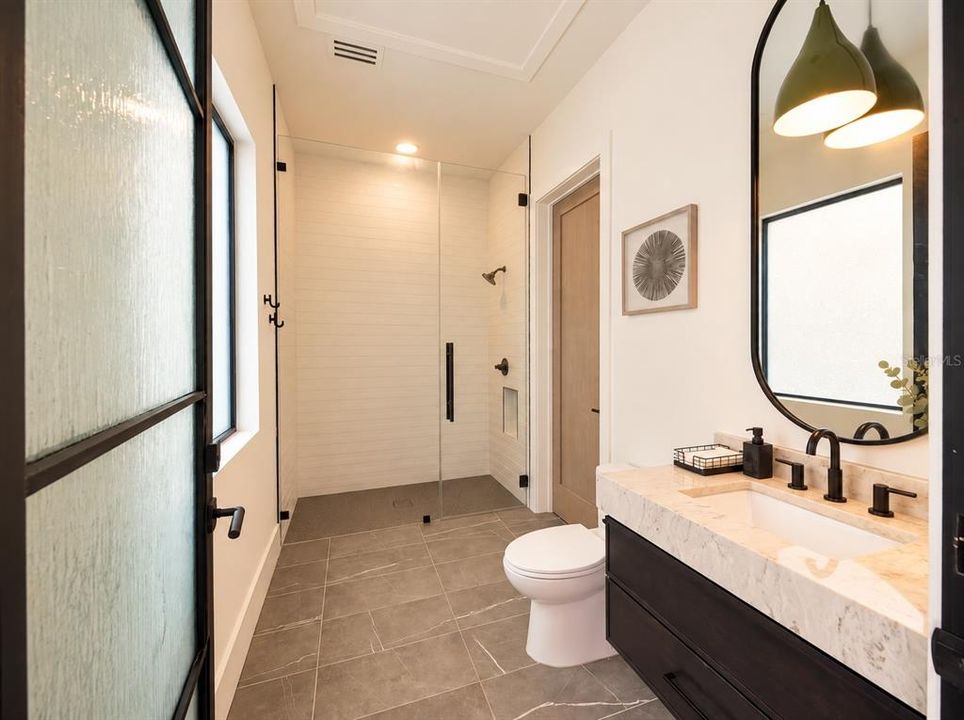 For Sale: $4,200,000 (5 beds, 6 baths, 6139 Square Feet)