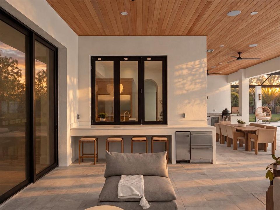 For Sale: $4,200,000 (5 beds, 6 baths, 6139 Square Feet)
