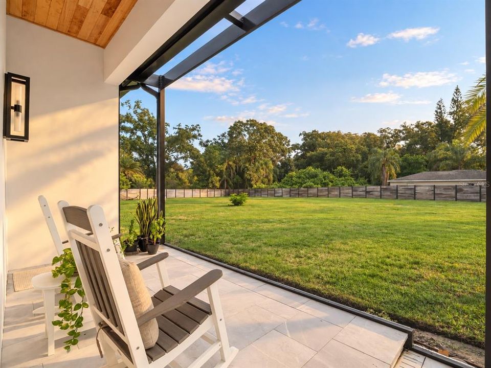 For Sale: $4,200,000 (5 beds, 6 baths, 6139 Square Feet)
