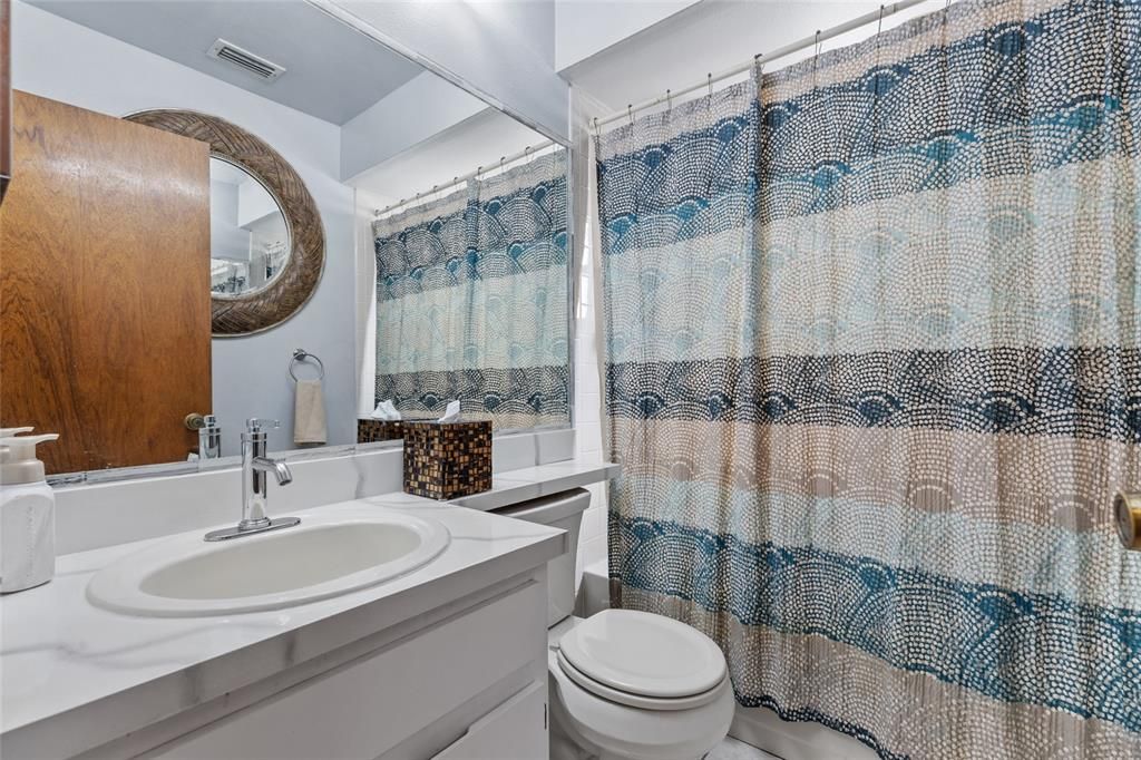 For Sale: $349,900 (4 beds, 2 baths, 1740 Square Feet)
