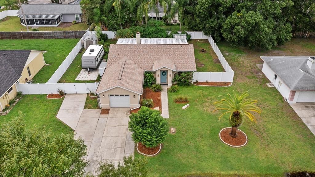 For Sale: $349,900 (4 beds, 2 baths, 1740 Square Feet)