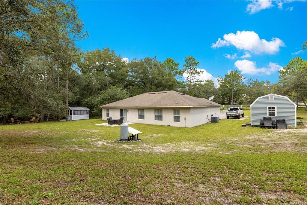 For Sale: $379,900 (3 beds, 2 baths, 2020 Square Feet)