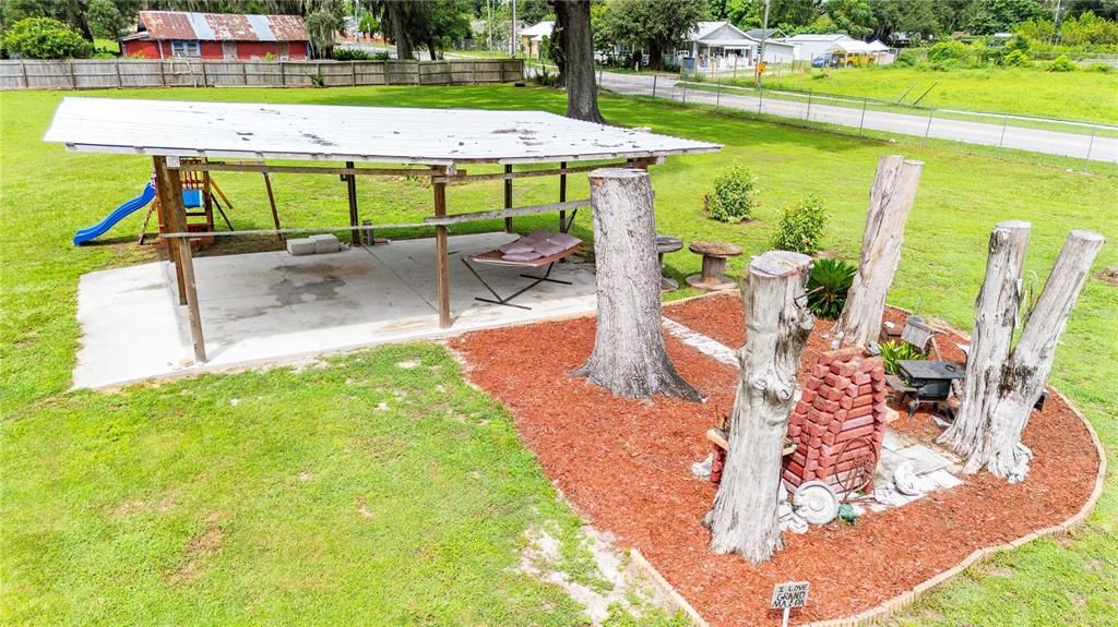 For Sale: $499,000 (2 beds, 1 baths, 1020 Square Feet)