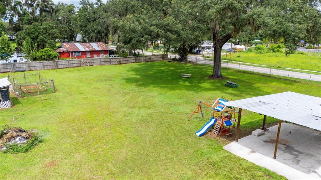 For Sale: $499,000 (2 beds, 1 baths, 1020 Square Feet)