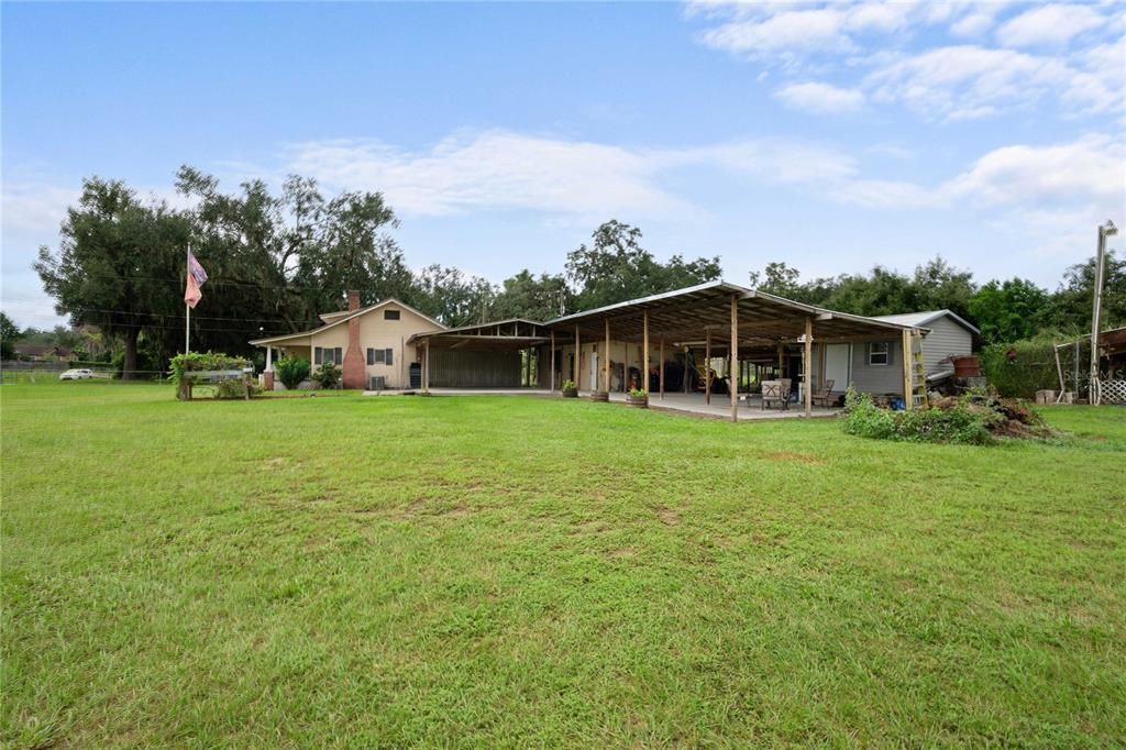 For Sale: $499,000 (2 beds, 1 baths, 1020 Square Feet)