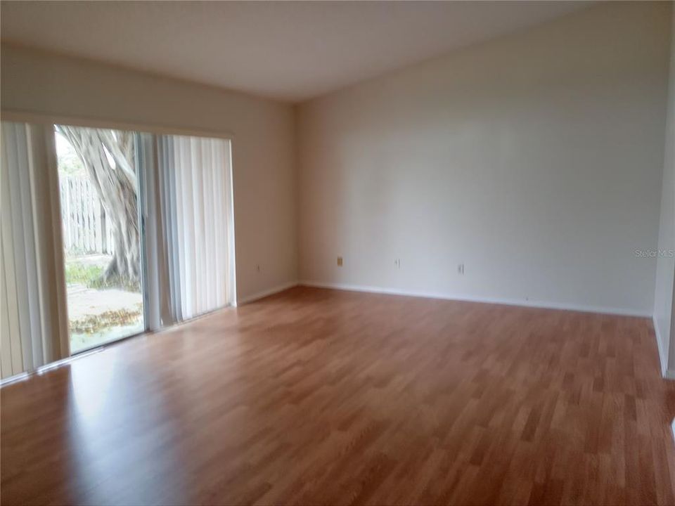 En Renta: $2,000 (2 camas, 2 baños, 1201 Pies cuadrados)