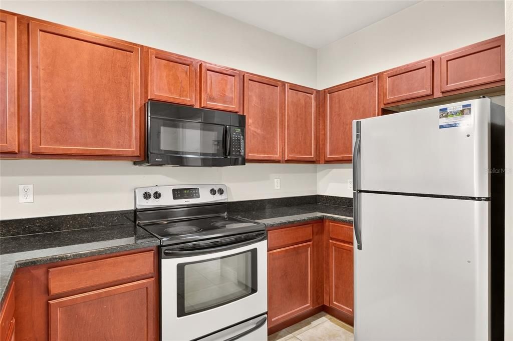 En Venta: $228,000 (2 camas, 3 baños, 1148 Pies cuadrados)