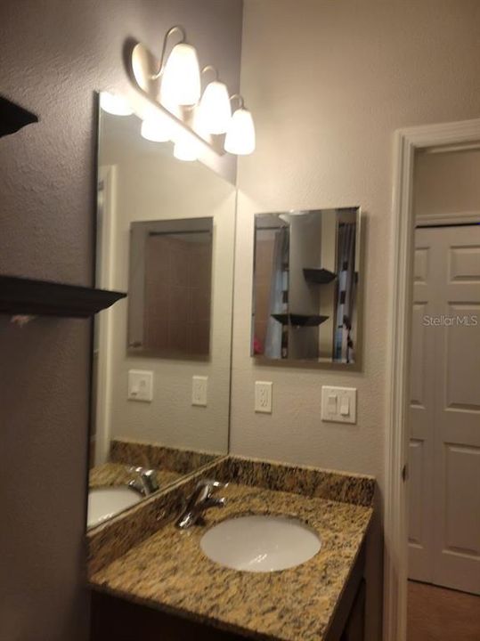 For Rent: $1,995 (2 beds, 2 baths, 1542 Square Feet)