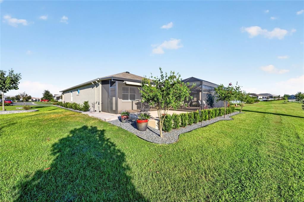For Sale: $447,400 (2 beds, 2 baths, 2118 Square Feet)