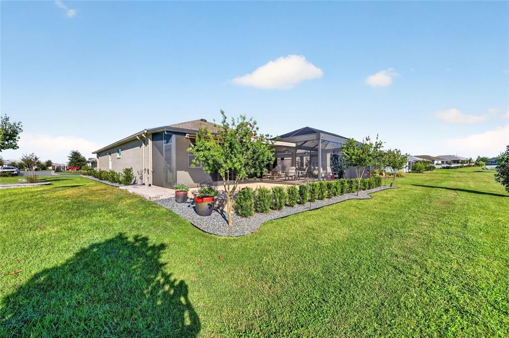 For Sale: $447,400 (2 beds, 2 baths, 2118 Square Feet)