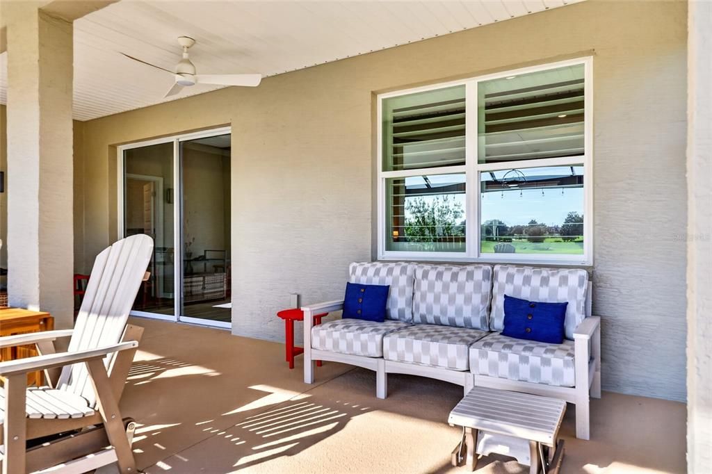 For Sale: $447,400 (2 beds, 2 baths, 2118 Square Feet)