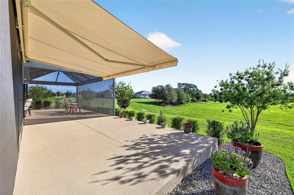 For Sale: $447,400 (2 beds, 2 baths, 2118 Square Feet)