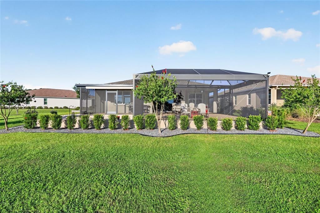 For Sale: $447,400 (2 beds, 2 baths, 2118 Square Feet)