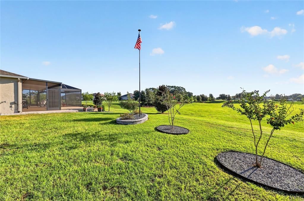 For Sale: $447,400 (2 beds, 2 baths, 2118 Square Feet)