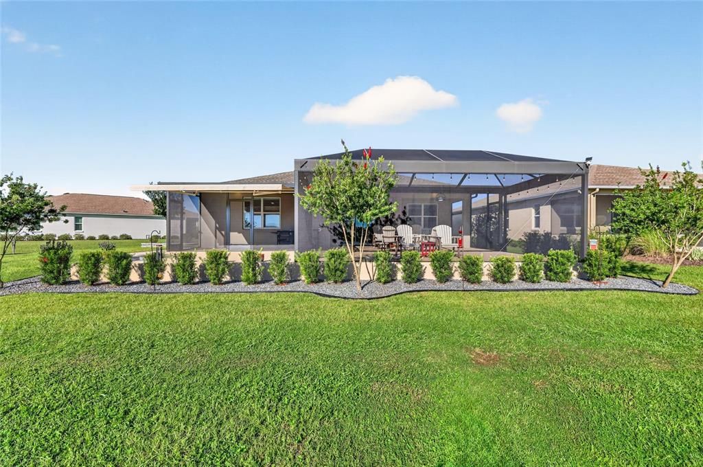 For Sale: $447,400 (2 beds, 2 baths, 2118 Square Feet)
