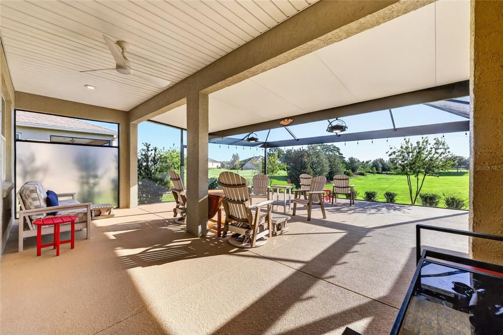 For Sale: $447,400 (2 beds, 2 baths, 2118 Square Feet)