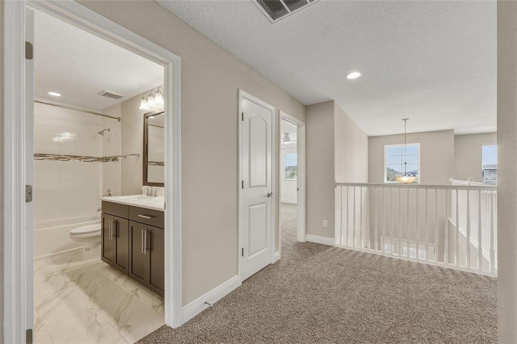For Sale: $679,000 (5 beds, 5 baths, 3814 Square Feet)