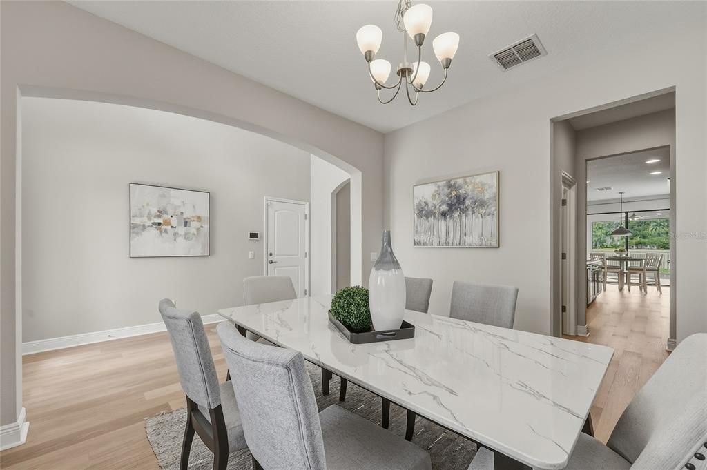 For Sale: $679,000 (5 beds, 5 baths, 3814 Square Feet)