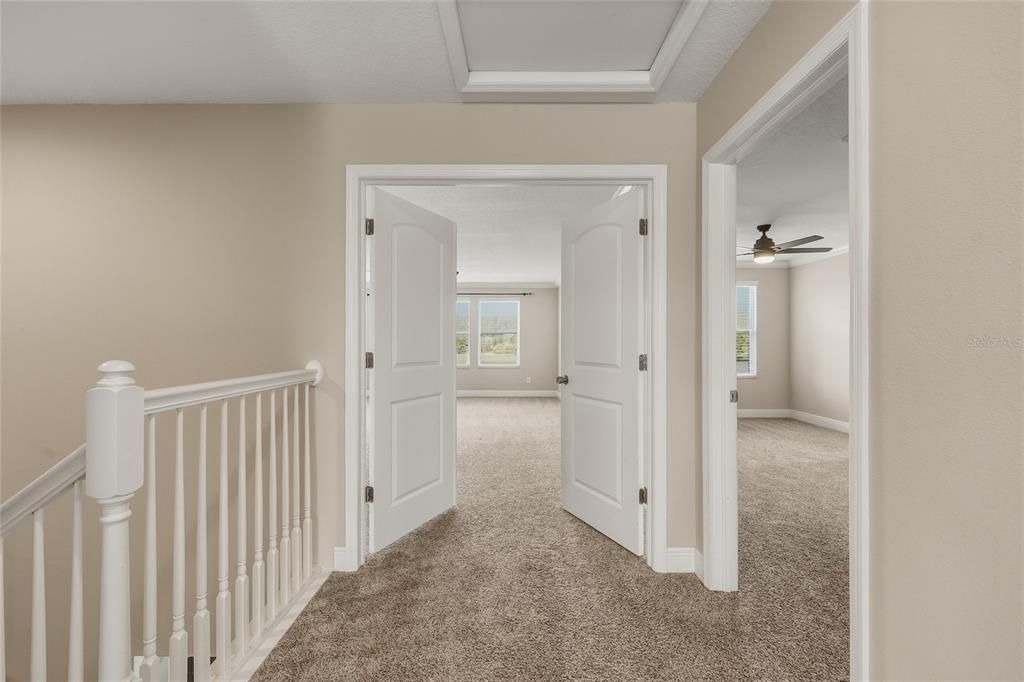 For Sale: $679,000 (5 beds, 5 baths, 3814 Square Feet)