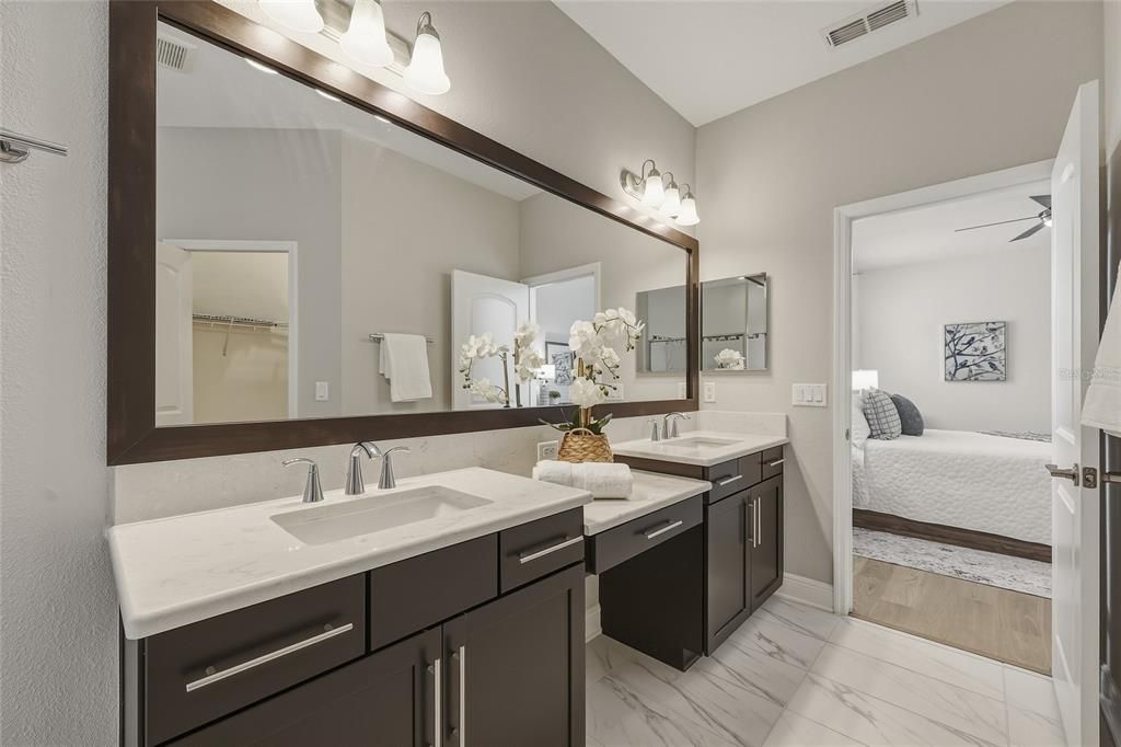 For Sale: $679,000 (5 beds, 5 baths, 3814 Square Feet)