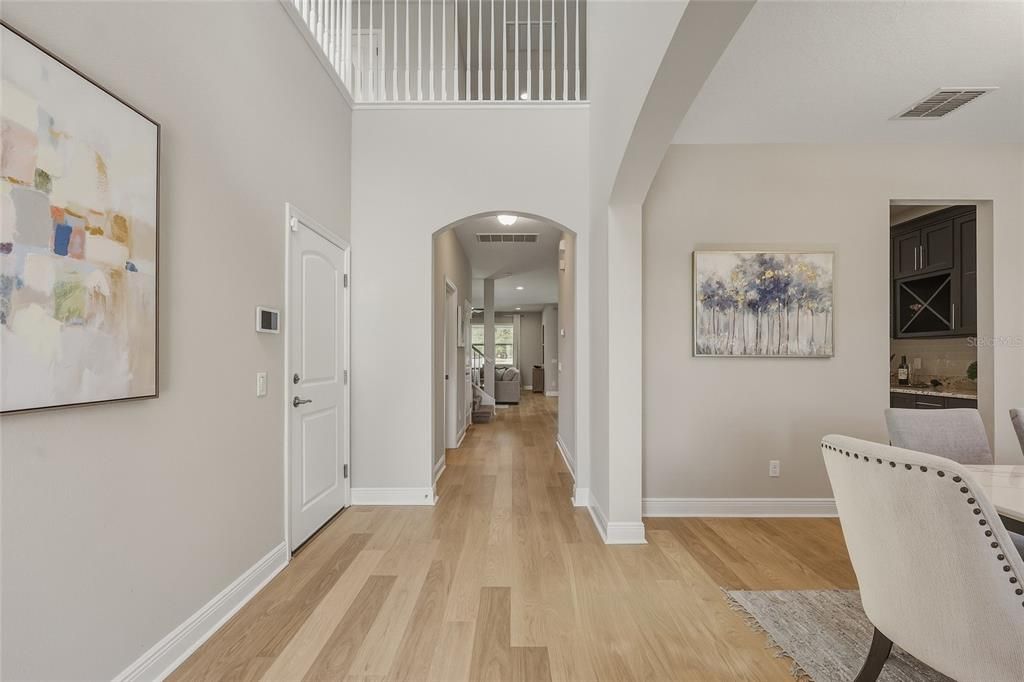 For Sale: $679,000 (5 beds, 5 baths, 3814 Square Feet)