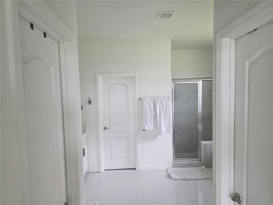 В аренду: $3,100 (4 спален, 3 ванн, 2835 Квадратных фут)