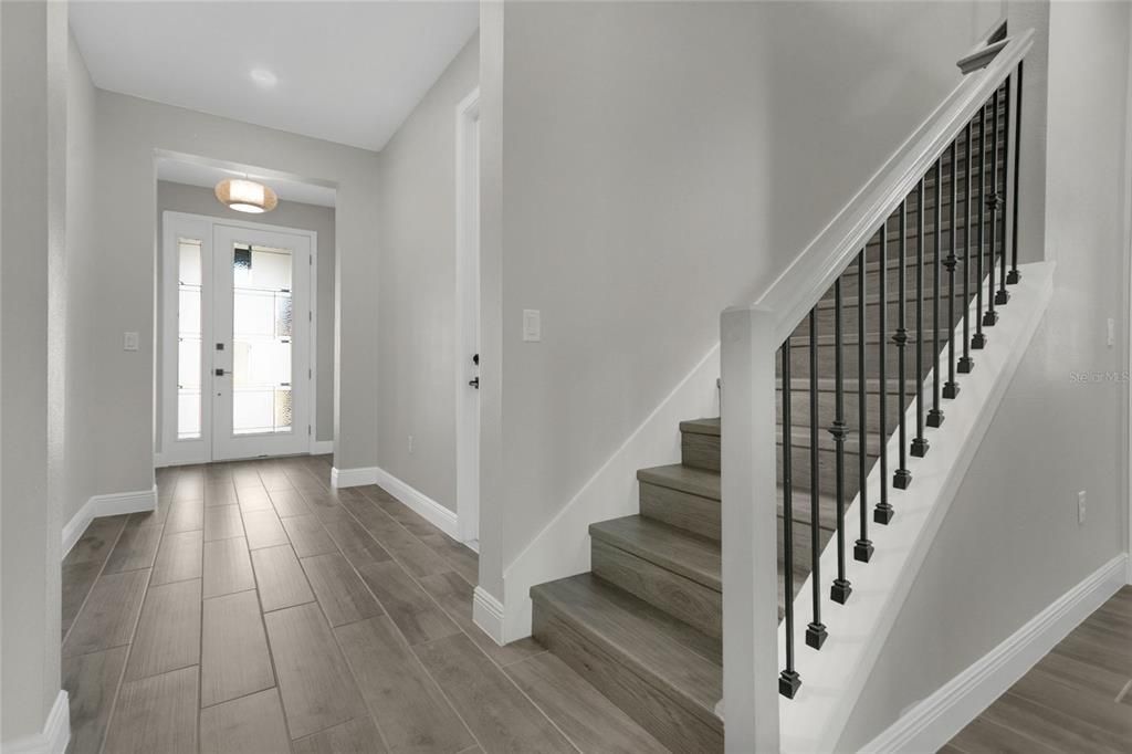 For Rent: $3,900 (5 beds, 3 baths, 3167 Square Feet)