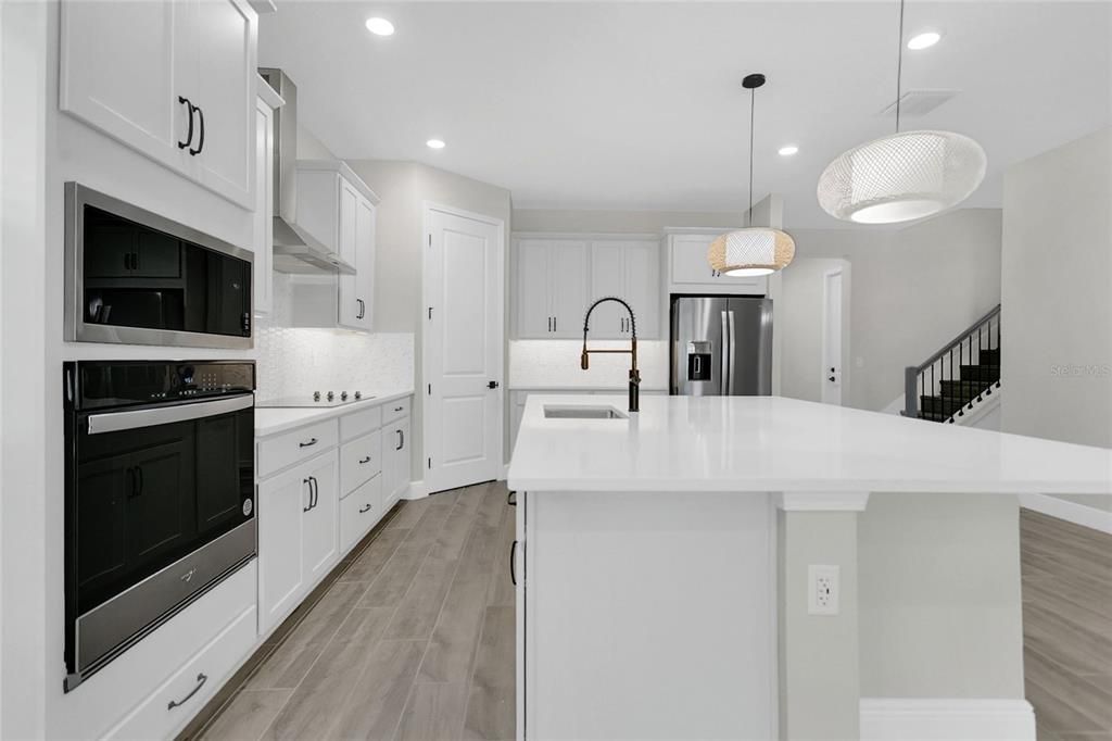 For Rent: $3,900 (5 beds, 3 baths, 3167 Square Feet)