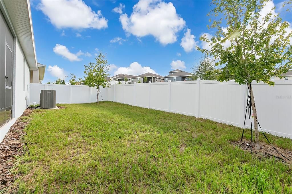 For Rent: $3,900 (5 beds, 3 baths, 3167 Square Feet)