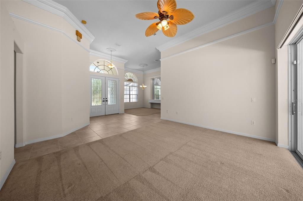 For Sale: $625,000 (4 beds, 2 baths, 2818 Square Feet)