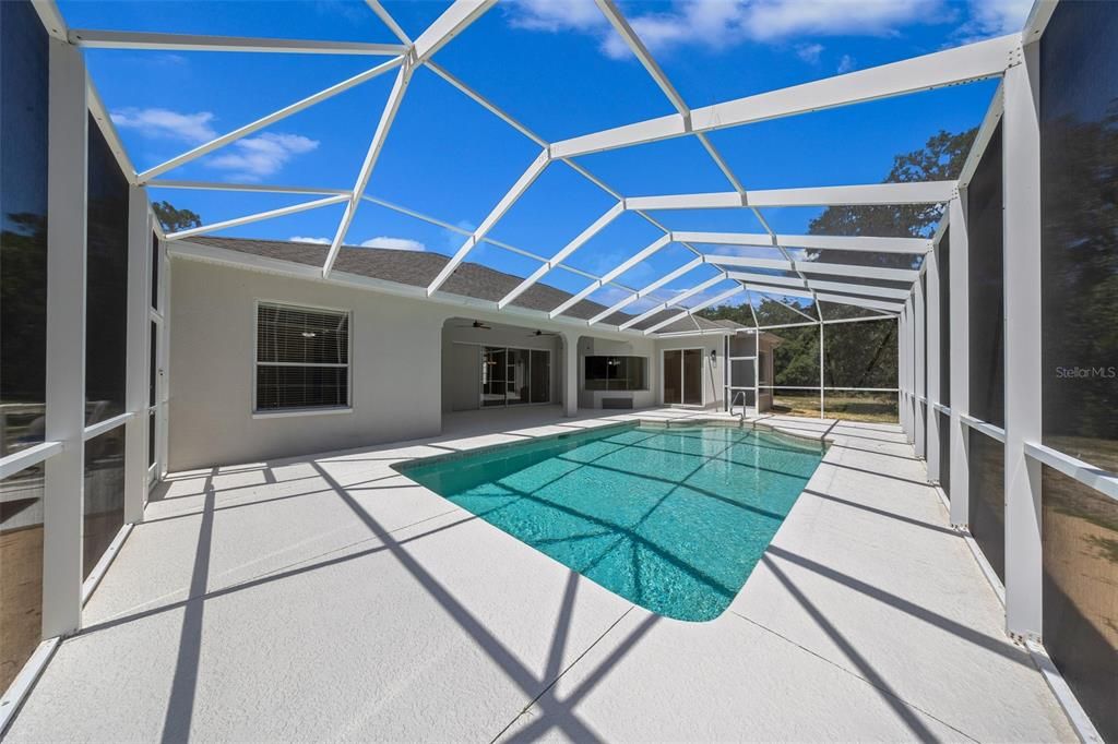 For Sale: $625,000 (4 beds, 2 baths, 2818 Square Feet)