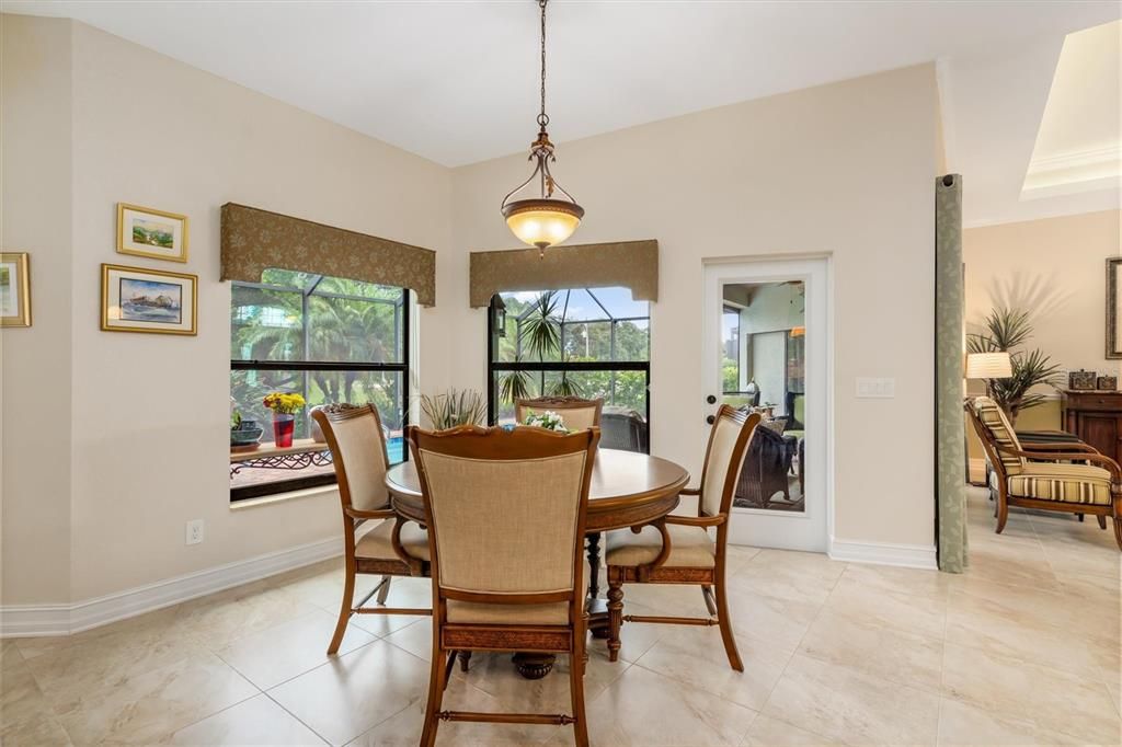 En Venta: $559,000 (3 camas, 2 baños, 2186 Pies cuadrados)