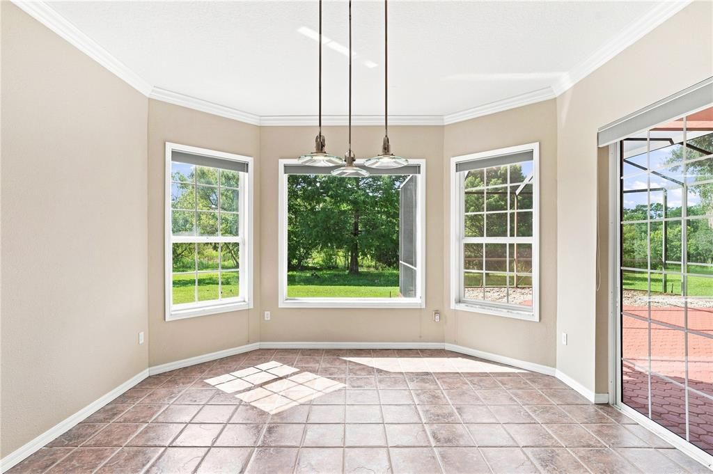For Sale: $475,000 (3 beds, 2 baths, 2935 Square Feet)
