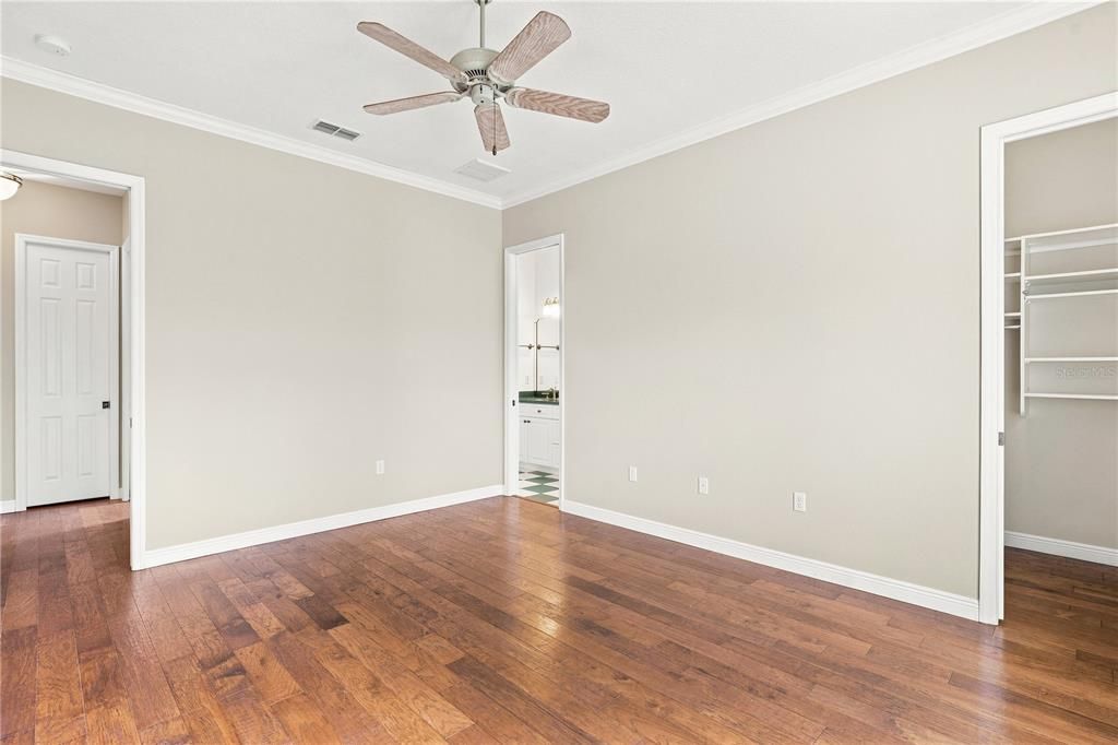 For Sale: $475,000 (3 beds, 2 baths, 2935 Square Feet)