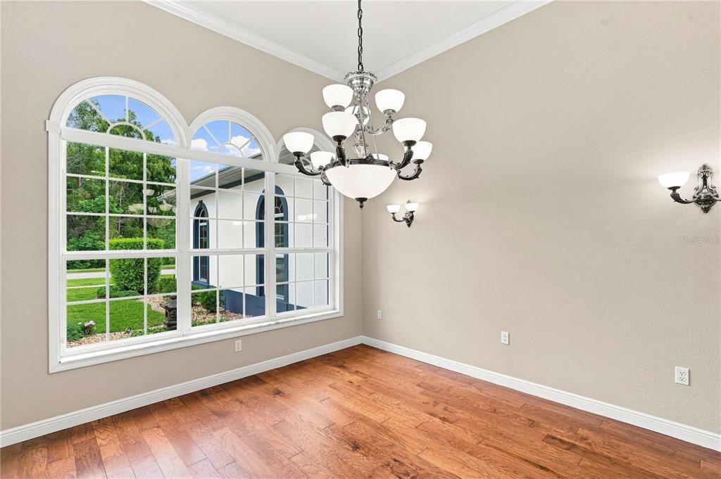 For Sale: $475,000 (3 beds, 2 baths, 2935 Square Feet)