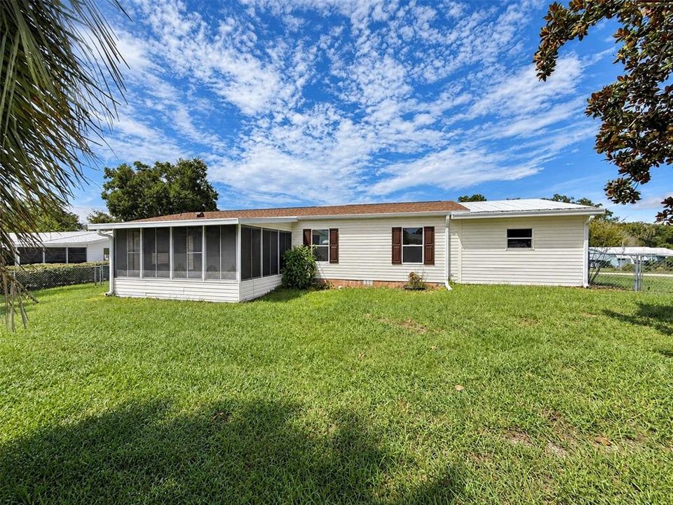 For Sale: $219,900 (3 beds, 2 baths, 1716 Square Feet)
